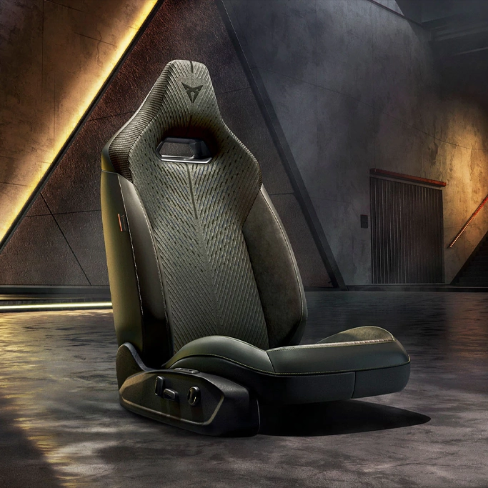 Intérieur du Cupra Formentor Hybride rechargeable, sièges sport et finitions haut de gamme