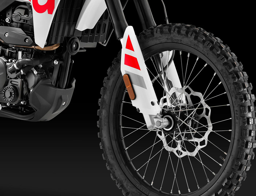 Aprilia RX 125 vue de avant roue
