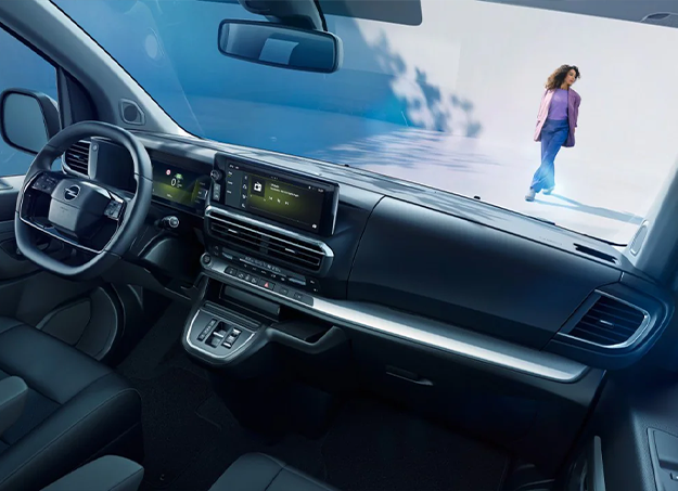 Tableau de bord technologique de l’Opel Zafira Life